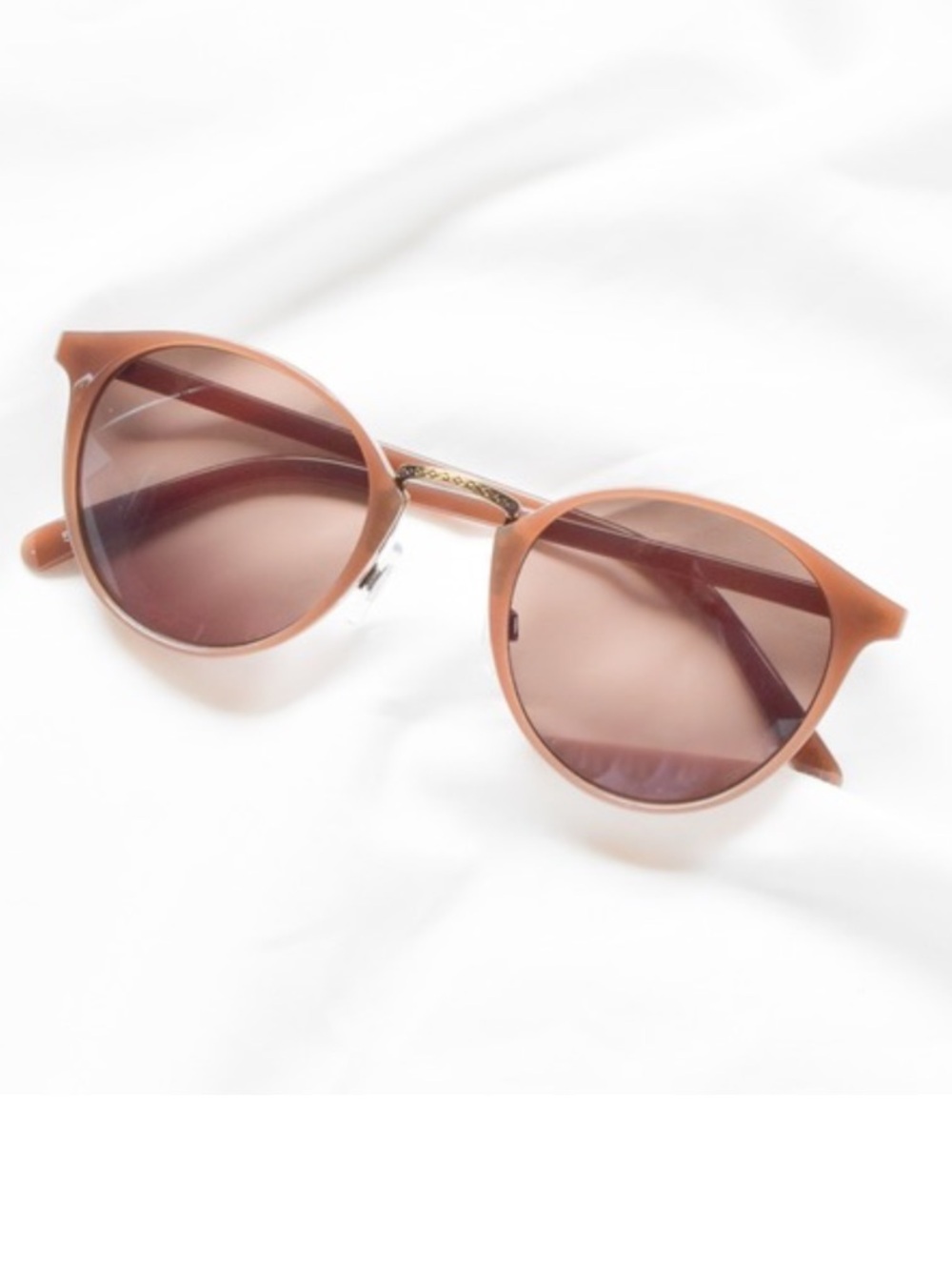 Foster Grant you Chicago low bridge fit Gradient Lens Sunglasses - Picture 9 of 9